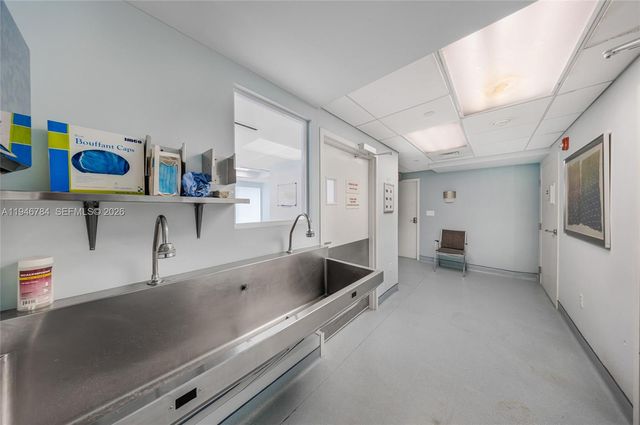 1693 SW 27th Avenue, Miami, FL 33145