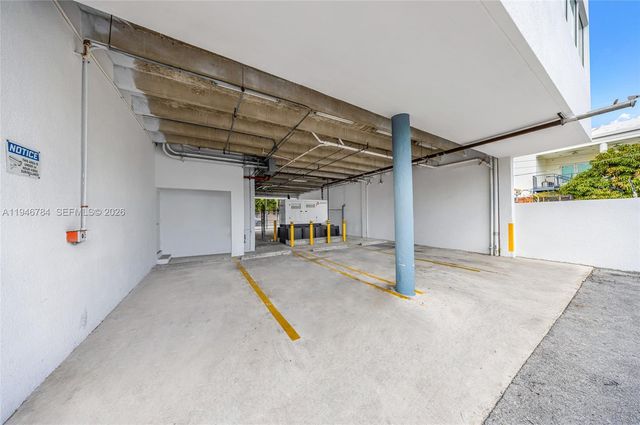 1693 SW 27th Avenue, Miami, FL 33145