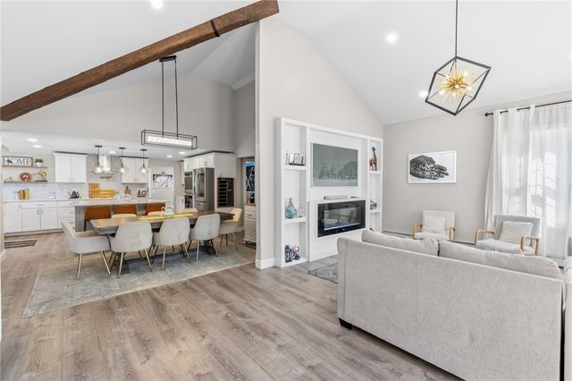 53 Baycliff Drive, Warwick, RI 02818