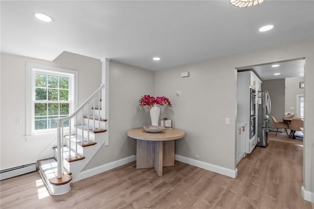 53 Baycliff Drive, Warwick, RI 02818