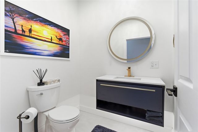 53 Baycliff Drive, Warwick, RI 02818