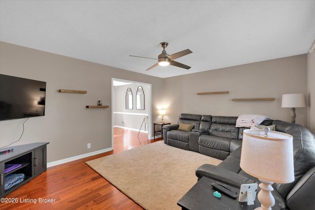 12120 Rosewood Ln, Goshen, KY 40026