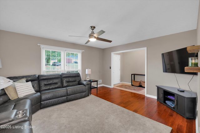 12120 Rosewood Ln, Goshen, KY 40026