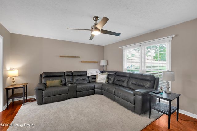 12120 Rosewood Ln, Goshen, KY 40026