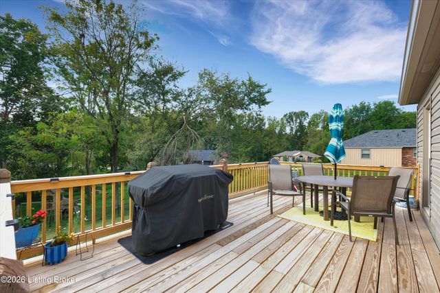 12120 Rosewood Ln, Goshen, KY 40026