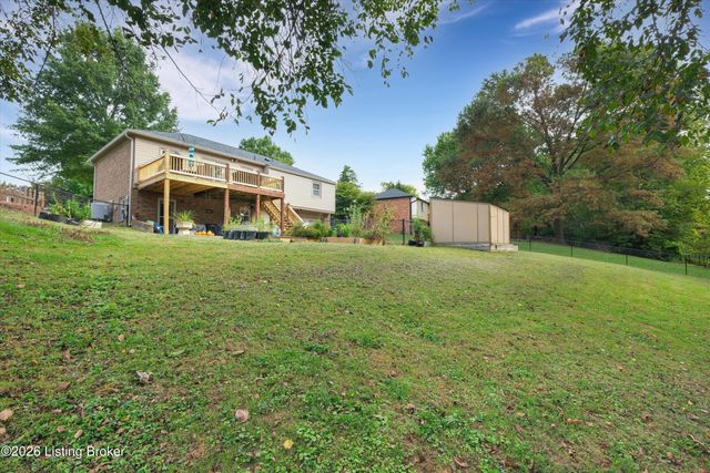 12120 Rosewood Ln, Goshen, KY 40026
