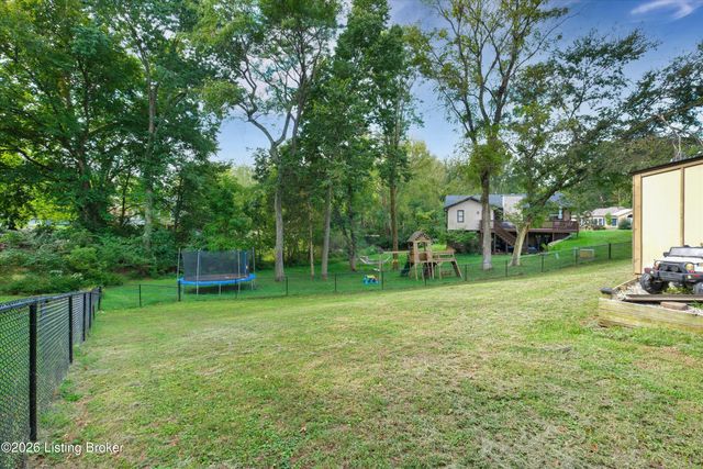 12120 Rosewood Ln, Goshen, KY 40026