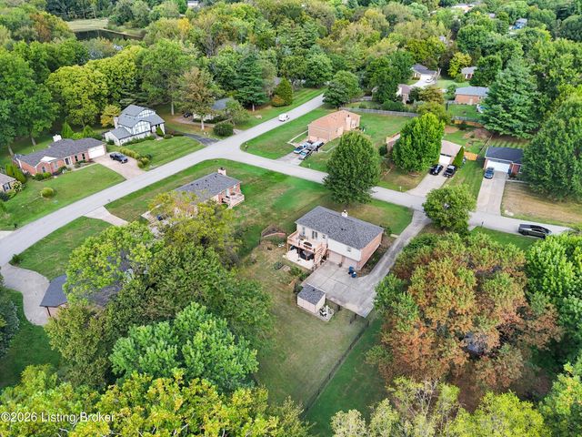12120 Rosewood Ln, Goshen, KY 40026