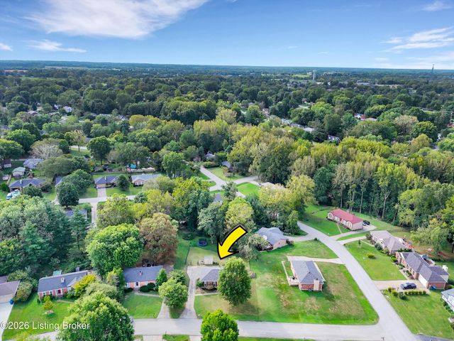 12120 Rosewood Ln, Goshen, KY 40026