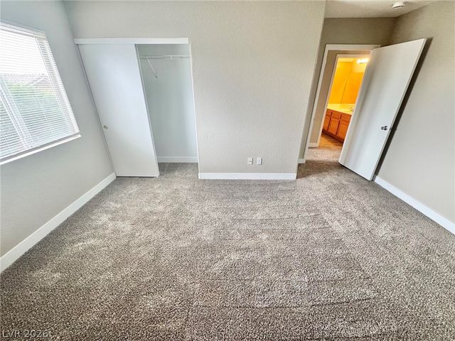9844 Via Delores Avenue, Las Vegas, NV 89117