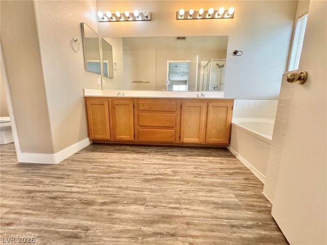 9844 Via Delores Avenue, Las Vegas, NV 89117