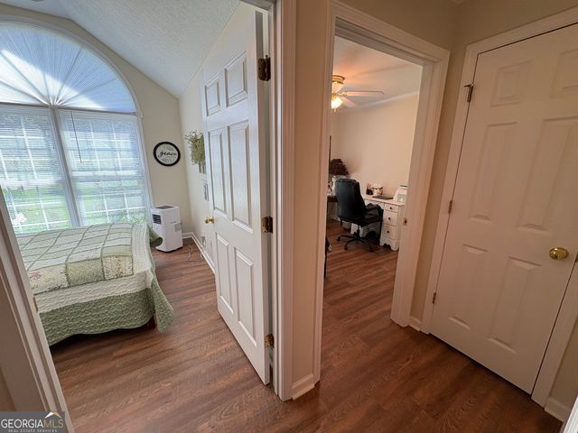 34 Golden Oaks Drive, Hartwell, GA 30643