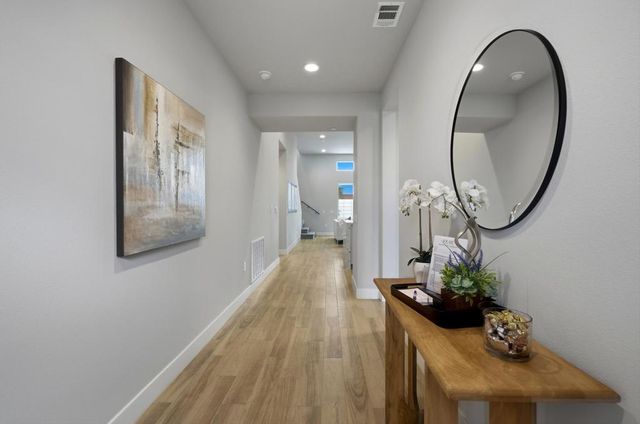 41868 Volare Court, Bermuda Dunes, CA 92203