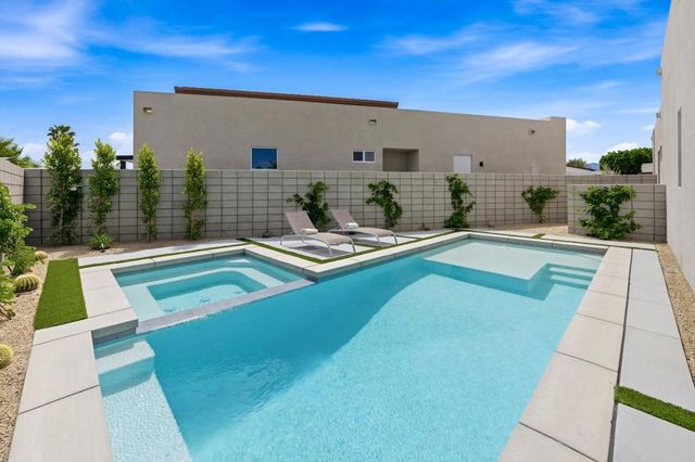 41868 Volare Court, Bermuda Dunes, CA 92203