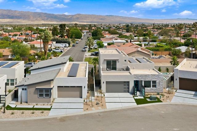 41868 Volare Court, Bermuda Dunes, CA 92203