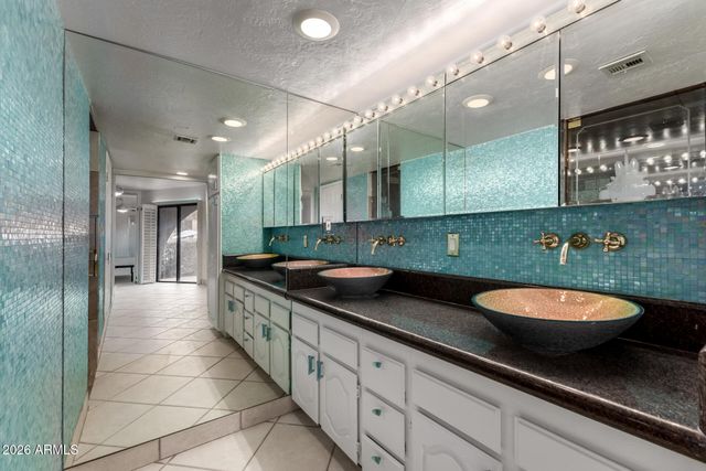 12212 N PARADISE VILLAGE Parkway S 134, Phoenix, AZ 85032