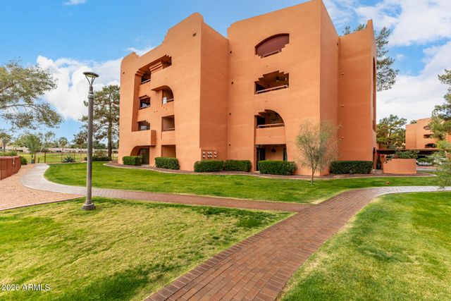 12212 N PARADISE VILLAGE Parkway S 134, Phoenix, AZ 85032