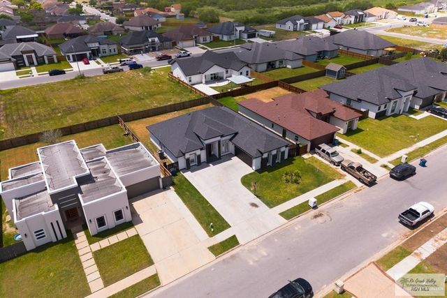 9129 Lake Charles Drive, Los Fresnos, TX 78566