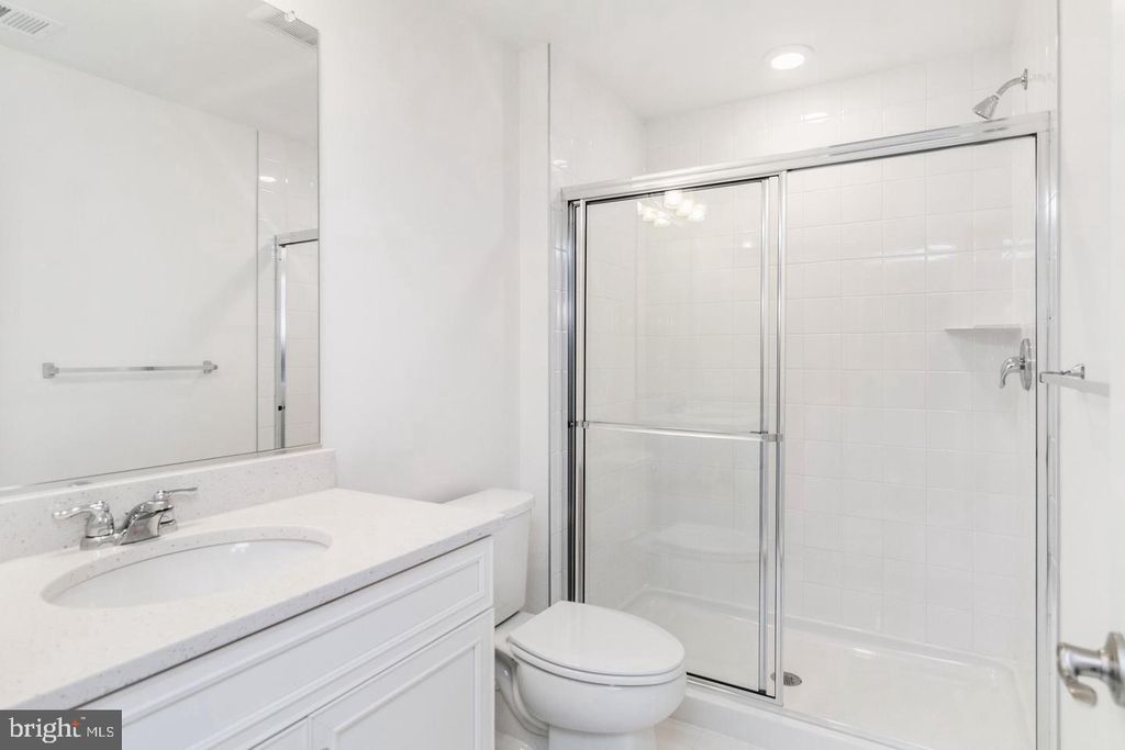 Image 11 of property listing at 4241 GERMANTOWN WAY #27, Perry Hall, MD 21128
