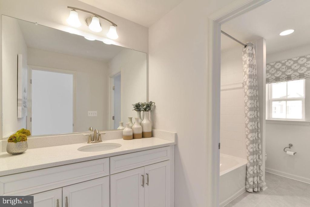 Image 12 of property listing at 4241 GERMANTOWN WAY #27, Perry Hall, MD 21128