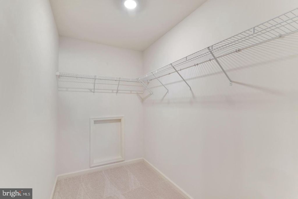 Image 13 of property listing at 4241 GERMANTOWN WAY #27, Perry Hall, MD 21128