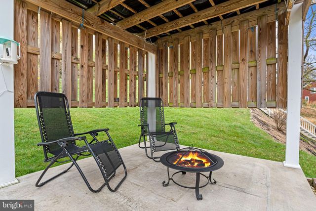 1 TERRACE HTS, Glen Rock, PA 17327