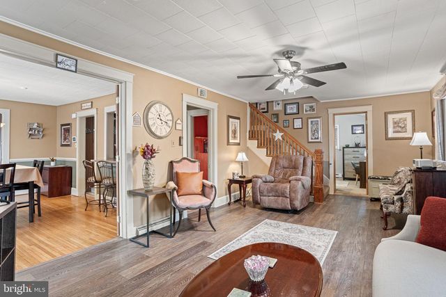 1 TERRACE HTS, Glen Rock, PA 17327