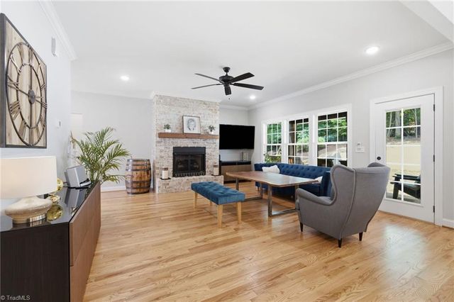 1778 Ramhurst Drive, Clemmons, NC 27012