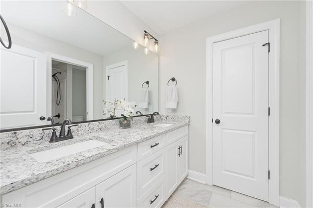 1778 Ramhurst Drive, Clemmons, NC 27012