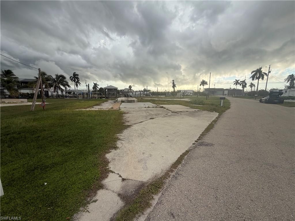 3881 Areca DR, OTHER, FL 33956 — photo 4