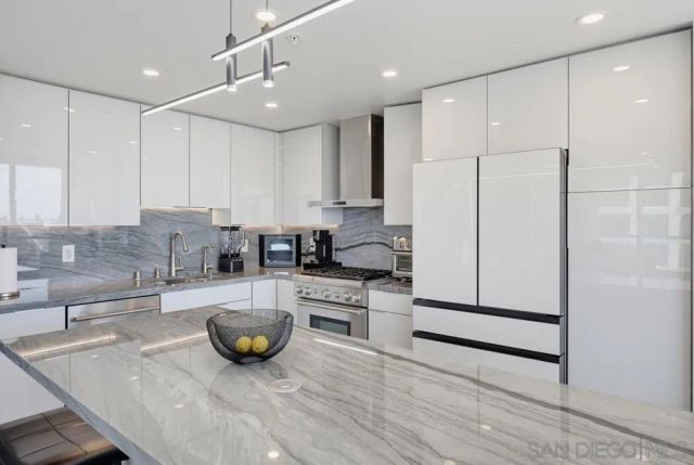 555 Front 804, San Diego, CA 92101