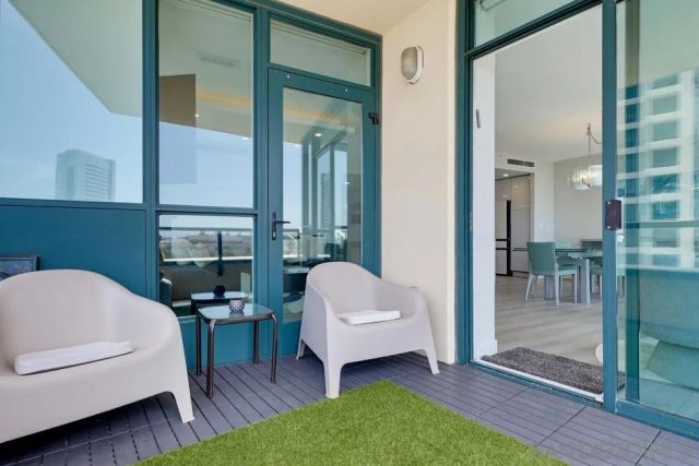 555 Front 804, San Diego, CA 92101
