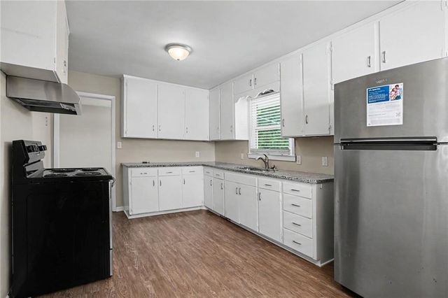 3608 N Euclid Avenue, Kansas City, MO 64116