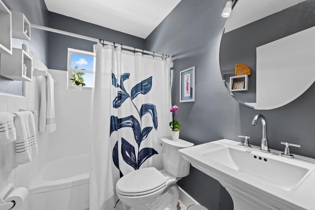 1175 Grant Street, Hollywood, FL 33019