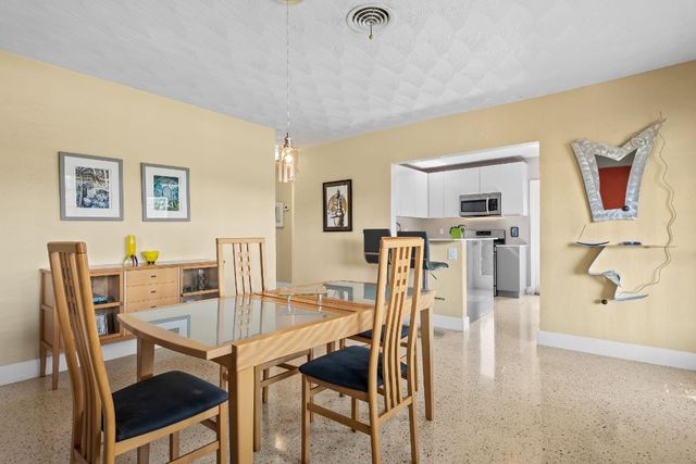 1175 Grant Street, Hollywood, FL 33019