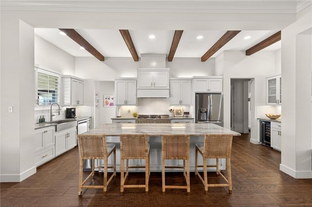 5830 Lago Vista Dr, Corpus Christi, TX 78414