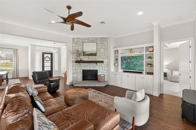 5830 Lago Vista Dr, Corpus Christi, TX 78414