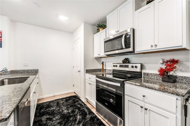 1128 Meadow Sparrow Place, Henderson, NV 89011