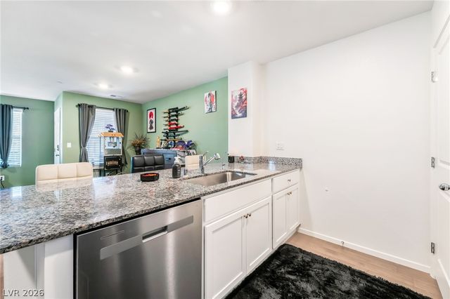 1128 Meadow Sparrow Place, Henderson, NV 89011