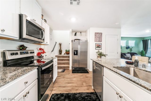 1128 Meadow Sparrow Place, Henderson, NV 89011