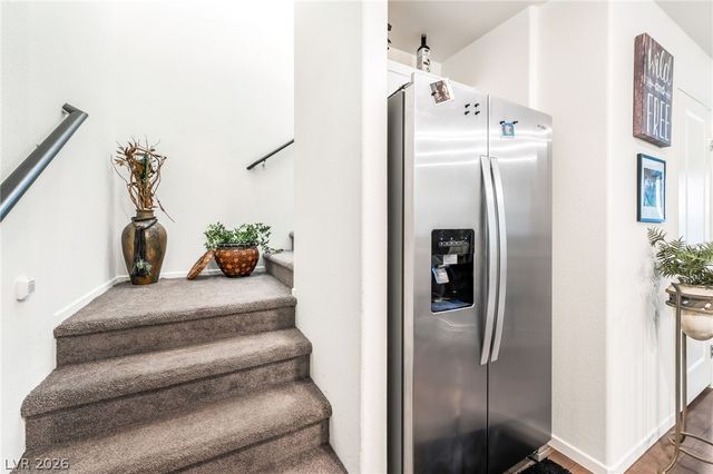 1128 Meadow Sparrow Place, Henderson, NV 89011