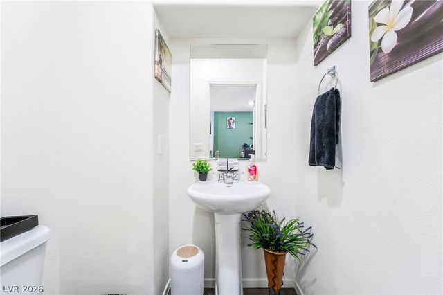 1128 Meadow Sparrow Place, Henderson, NV 89011