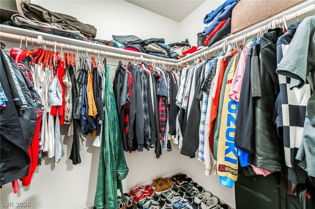 1128 Meadow Sparrow Place, Henderson, NV 89011