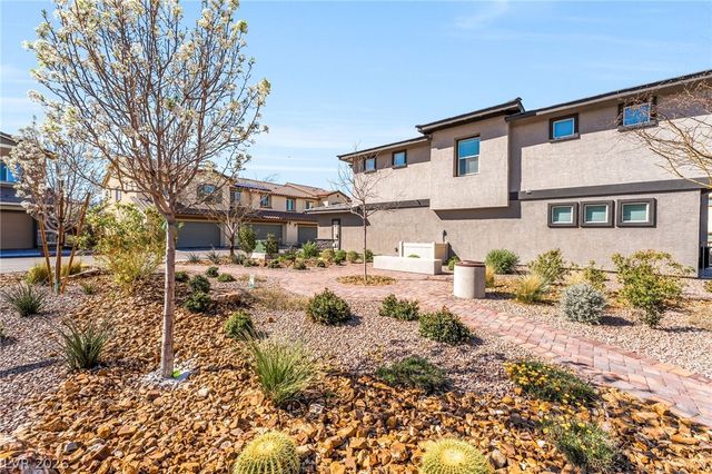 1128 Meadow Sparrow Place, Henderson, NV 89011