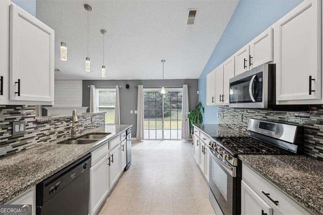 33 Glenabbey Drive NW, Cartersville, GA 30120