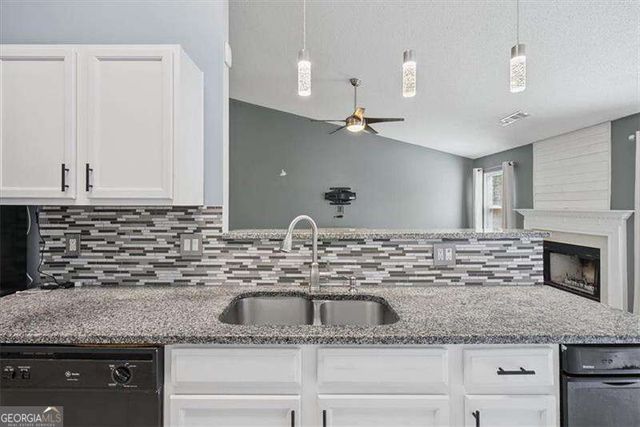 33 Glenabbey Drive NW, Cartersville, GA 30120