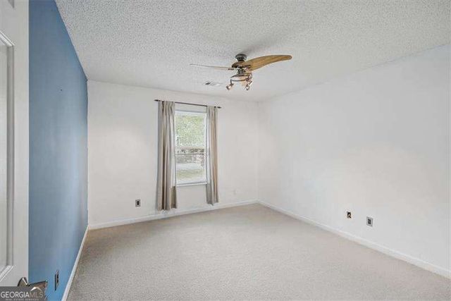 33 Glenabbey Drive NW, Cartersville, GA 30120
