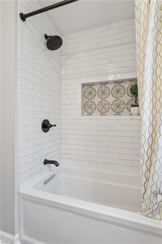 237 Piedmont AVE, Hampton, VA 23661