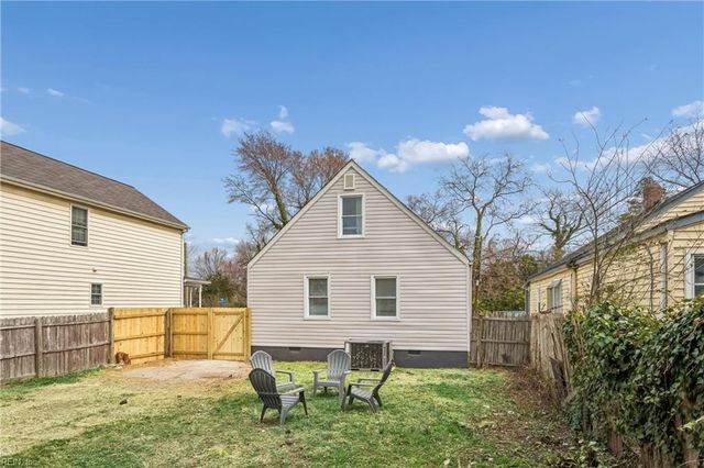 237 Piedmont AVE, Hampton, VA 23661