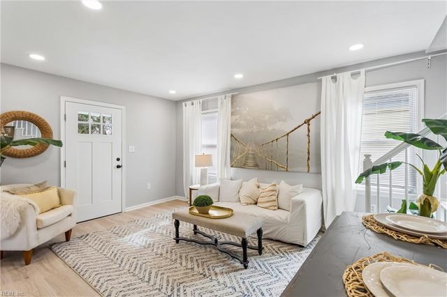 237 Piedmont AVE, Hampton, VA 23661
